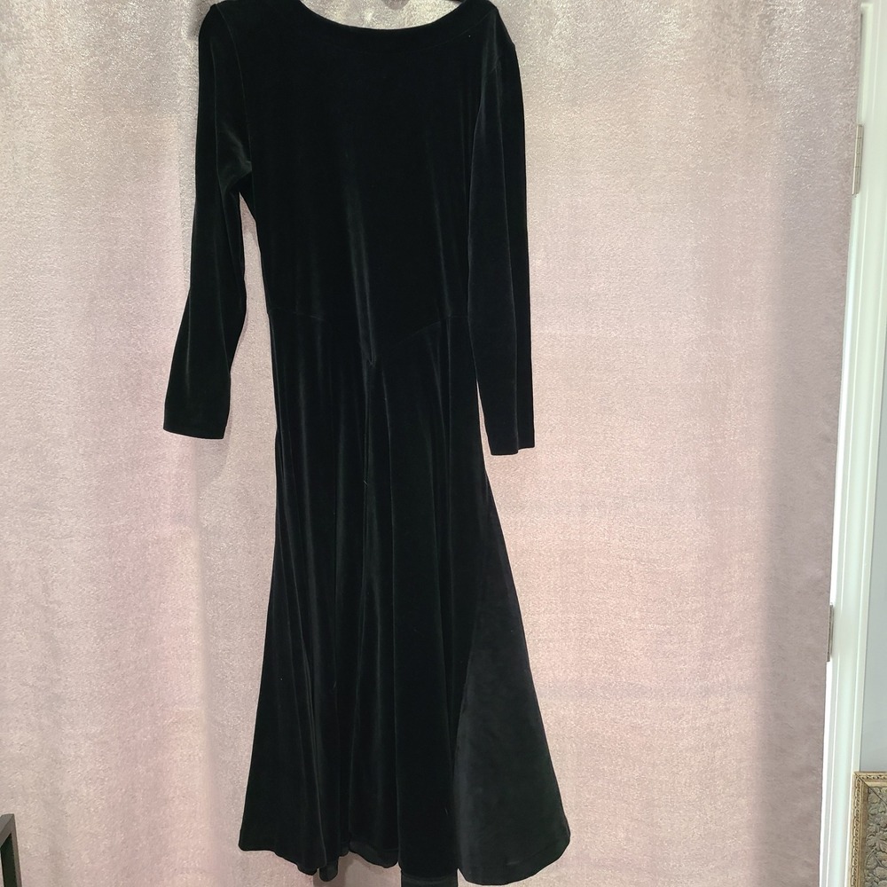 Devi Black Velvet Long Sleeve Midi Dress 8152 Rayon Scoop Neck Womens Medium - Picture 8 of 12